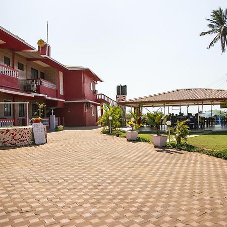 Oceans 7 Inn Calangute Exterior photo