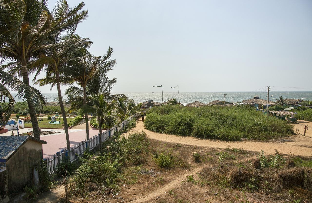 Oceans 7 Inn Calangute Exterior photo